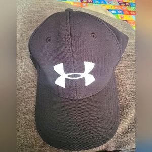 Under Armour black cap hat L XL black 204458